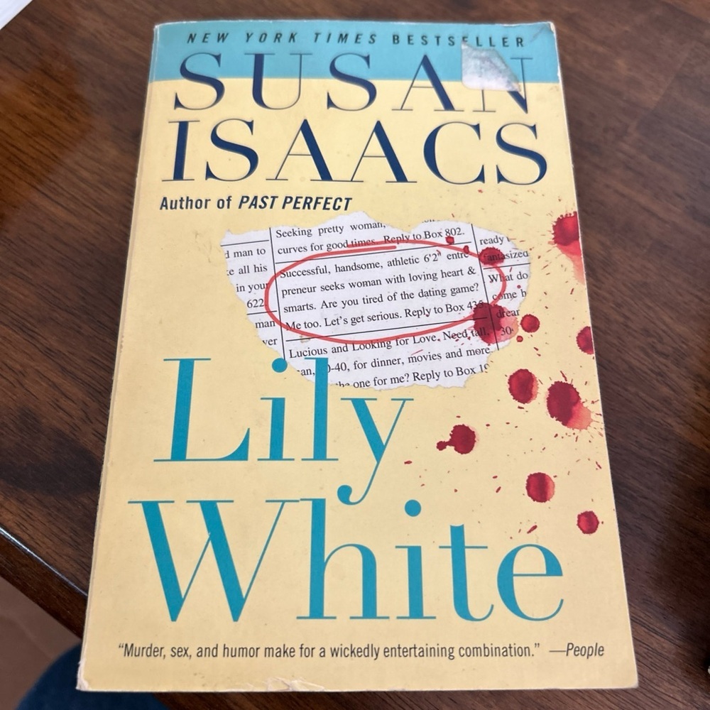 Lily White by Susan Isaacs Paperback